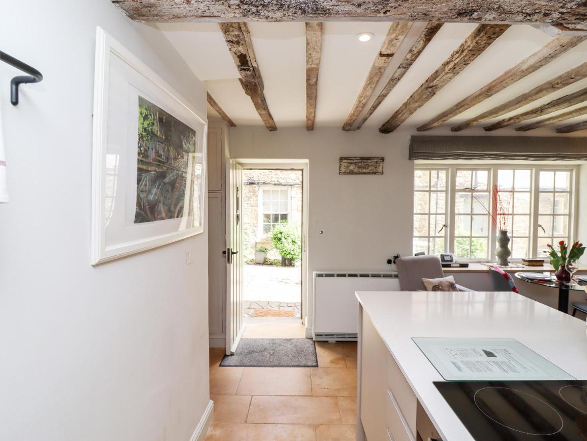 3 George Yard Villa Burford Exterior photo