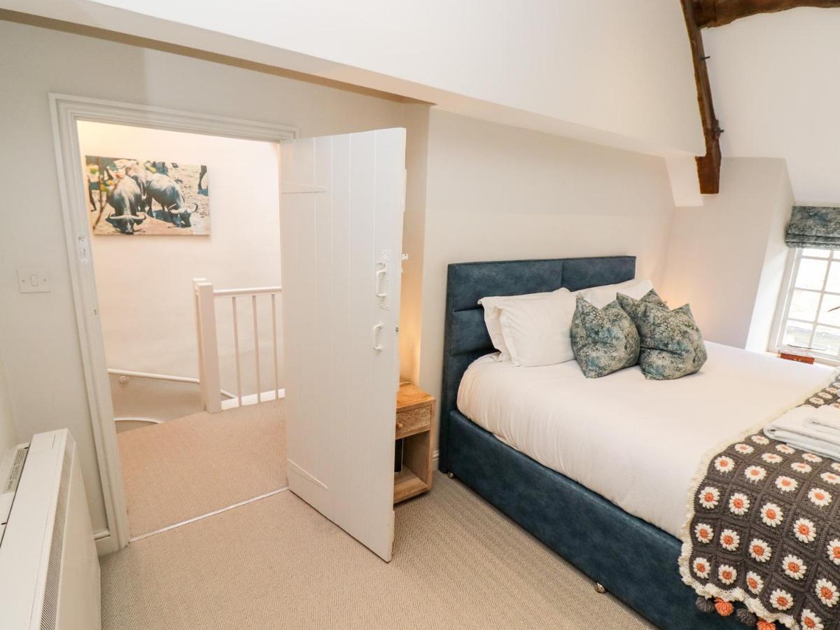 3 George Yard Villa Burford Exterior photo